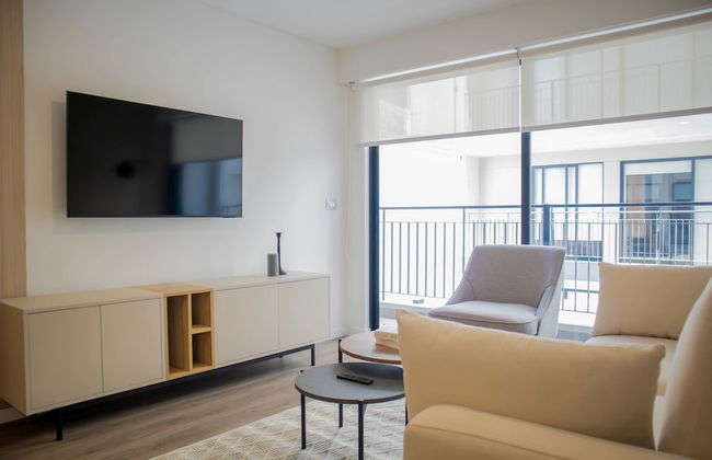 w Fantastic 1BR w Modern Balcony in San Isidro - Photo 7