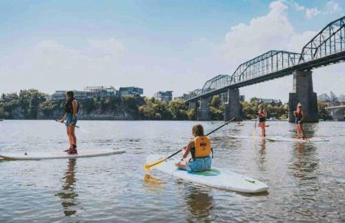 Brand New Luxury home 2022-Hot Tub-Pet Friendly - Foto 13