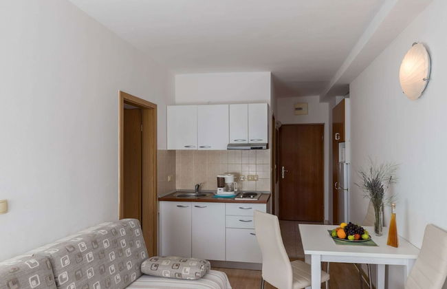 Apartments & Room Eva Slano - One Bedroom Apartment With Terrace and Sea View - Foto 4