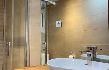 Amazing sea and Sagrada Familia views homey apartment - Photo 23