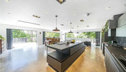 The Ridge London - Luxury Designer Villa with hot tub and sauna, Bexley borough of London - Foto 2, Garden view