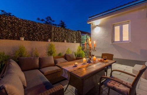 Villa KaTess with heated pool - Photo 38