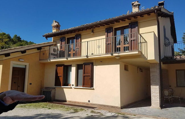 Sale! Beautiful 2-bed Apartment With Pool Access - Photo 49