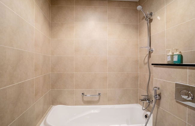 Tanin - Incredible City Vista From Balcony of Fancy Studio - Photo 9