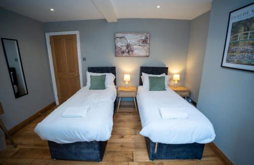 4 Bedroom Winchester Town House, central, parking - Foto 46