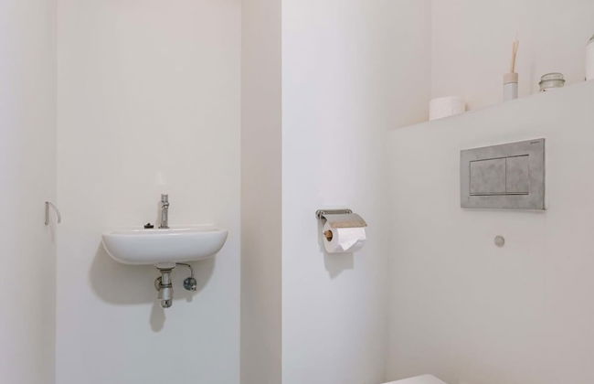 Modern Apartment in a Central Location in Antwerp - Photo 17