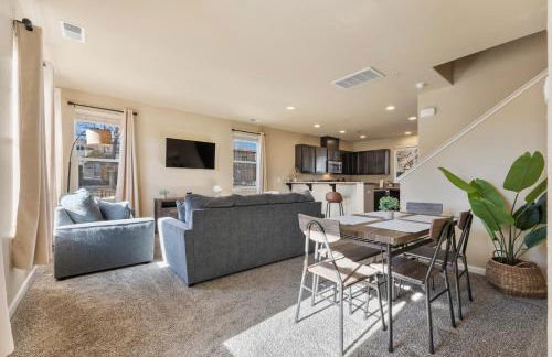 MidTown Hideaway Fire Pit and King Beds - Photo 19