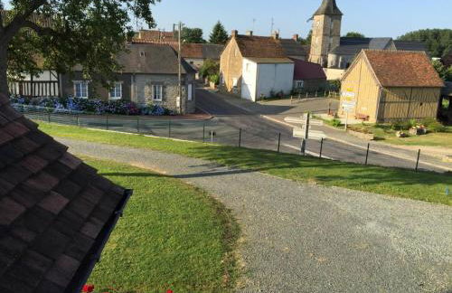 Maison spacieuse à St Denis de Villenette avec jardin clos - FR-1-497-115 - Foto 11