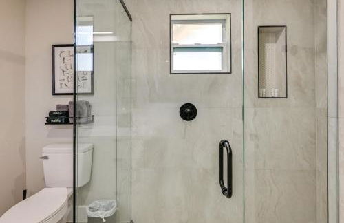 Modern Lakeland Golf Retreat with Putting Green - Foto 14