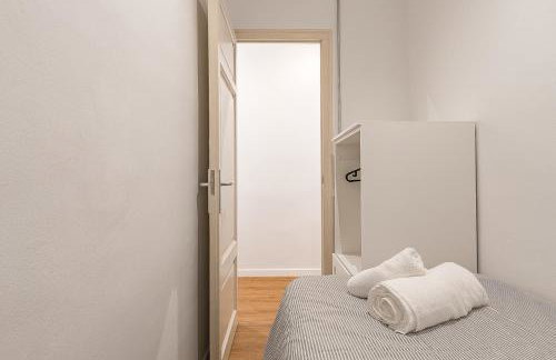 Apartamento reformado de 3 habitaciones en Sagrada Familia - Foto 37
