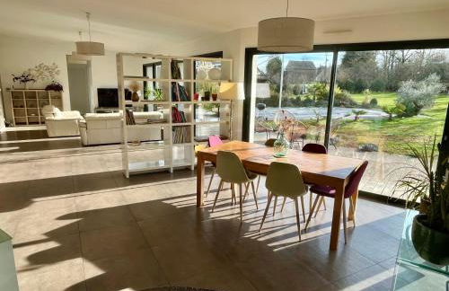 Villa contemporaine avec piscine sur 4000 m2 à Rodez 9 personnes - Photo 11