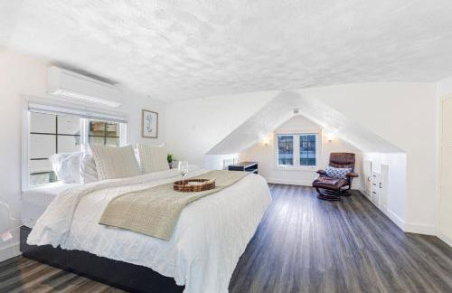 Lakefront cottage with AC - Foto 24