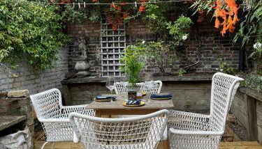 Comfy child/dog friendly garden flat heart Camden - Foto 1, Garden