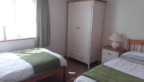 Wren Cottage, Howdales - Foto 2, wardrobe