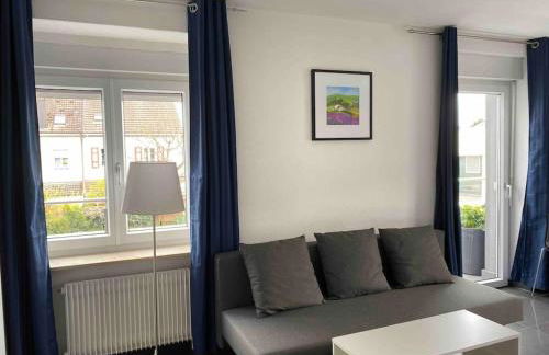 Preiswertes stilvolles Zimmer im privaten Haus mit großem schönem modernem Gemeinschaft Badenzimmer - Foto 25