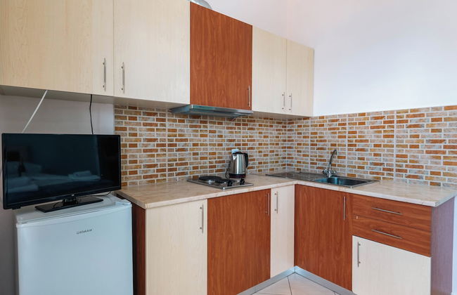 Mariana Apartments - Photo 30