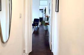 Newly refurbished 2 BR Apartment in South London - Photo 22
