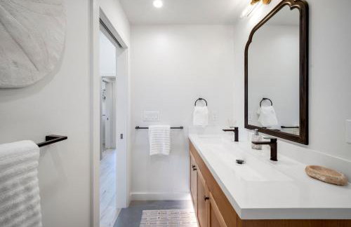 Camp Magic 1 3 Bedroom Home by RedAwning - Foto 60