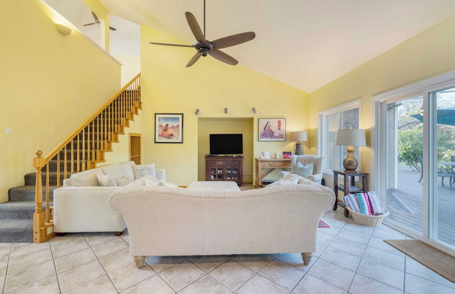 Valley of the Moon by Avantstay Tranquil Escape, Large Yard w/ Hot Tub & Fire Pit - Foto 16