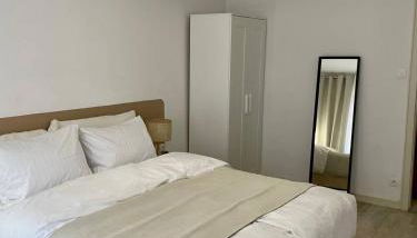 Cozy Appartement Halles Strasbourg - Foto 3, wardrobe