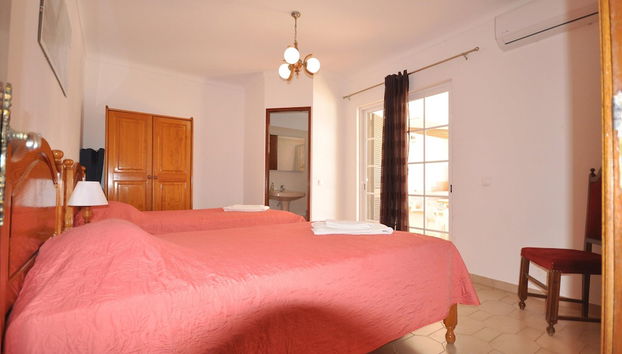 Spacious Villa With Private Pool - Foto 4, Habitación