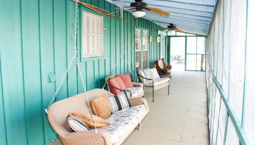 Group Cabin with Kayaks and Foosball Table in La Grange, Texas - Foto 1