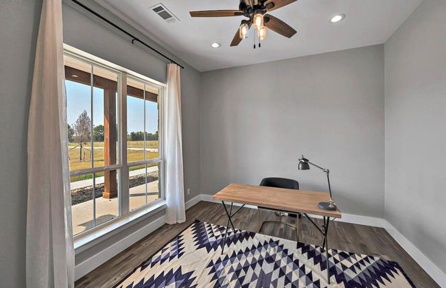 New Luxury Texas Farmhouse - Photo 67