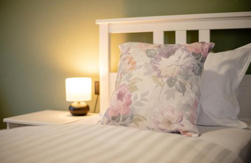 Villa Pietro with a heated Saltwater pool - Photo 41