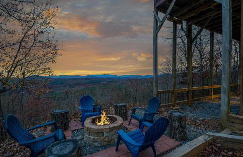 Eagles View Ridge - Gorgeous Mountain Views from the Hot Tub + Firepit - Foto 29