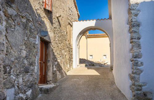 Mediterranes Apartment mit Panoramablick, Pool, Privatparkplatz, Grill - Photo 10