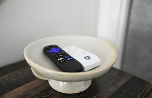 Spacious 6BR close to Portsmouth beaches and UNH - Photo 50