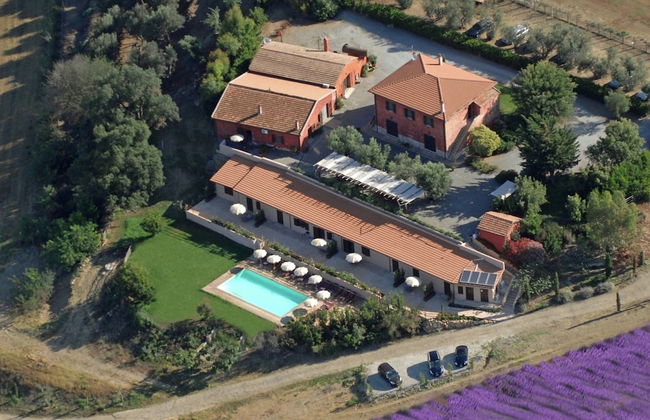 Spacious Farmhouse near Montalto di Castro with Shared Pool - Foto 39