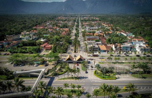 Casa Enorme para 12 pessoas, 4 suites e um fundo com 18mil metros de mata e um pier no rio que sai para o mar-Internet 100MB - Photo 14