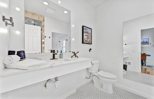 Tasteful Full Home Dtown Buffalo - Foto 22