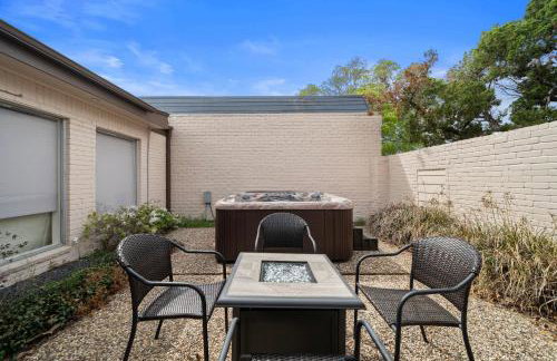 Nr Galleria & Med Center Hot Tub Games WiFi - Foto 6