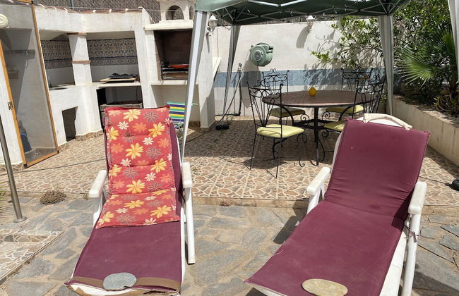 Luxury Beachfront Villa in La Perla - Photo 17