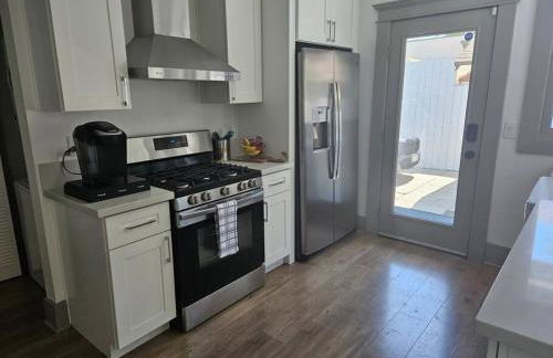 Entire home in Historic Long Beach close to shops - Foto 10