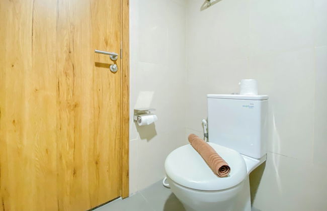 Minimalist and Cozy Studio LRT City Jatibening Apartment - Photo 16