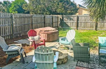 OceanView Oasis - Relax with Hot Tub, Breakfast, Fire Pit & Putting Green! - Foto 47