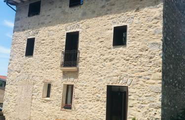 CAL FUSTER - Photo 4