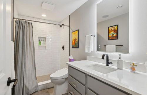 Family Fun Near Cedar Point - Rooftop Lake Views - Photo 14