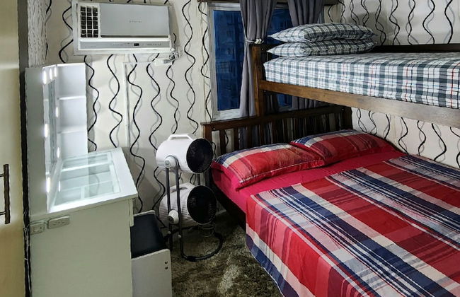 High-Tech Studio at Grass Residences -2 persons only, Quezon City - Foto 10