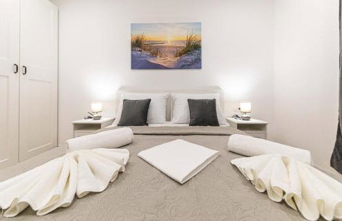 Awesome Home In Lecevica - Foto 39