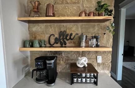 The Shophouse at Transplant Acres - Foto 10