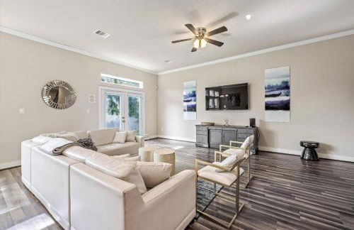 Near Med Center NRG Balcony Yard Desk WiFi Games - Foto 7