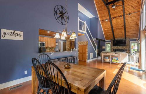 Creekside Cabin at Linville Land Harbor - Foto 12