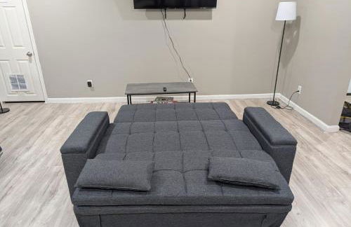 The Junction Cove |2BR Apartment, Walk to Downtown - Photo 16