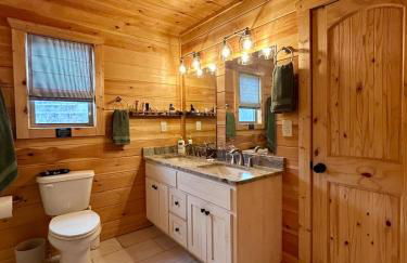 Riverfront Blue Jay Cabin - Foto 22