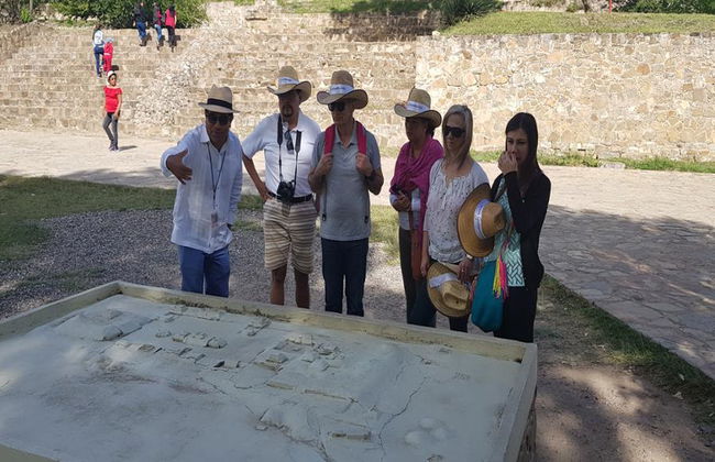 Site archéologique de Monte Albán - Excursion d'une demi-journée - Photo 2