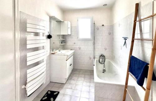 Location saisonnière plain-pied 4 à 6 pers Prefailles, 100m de la plage - Foto 20